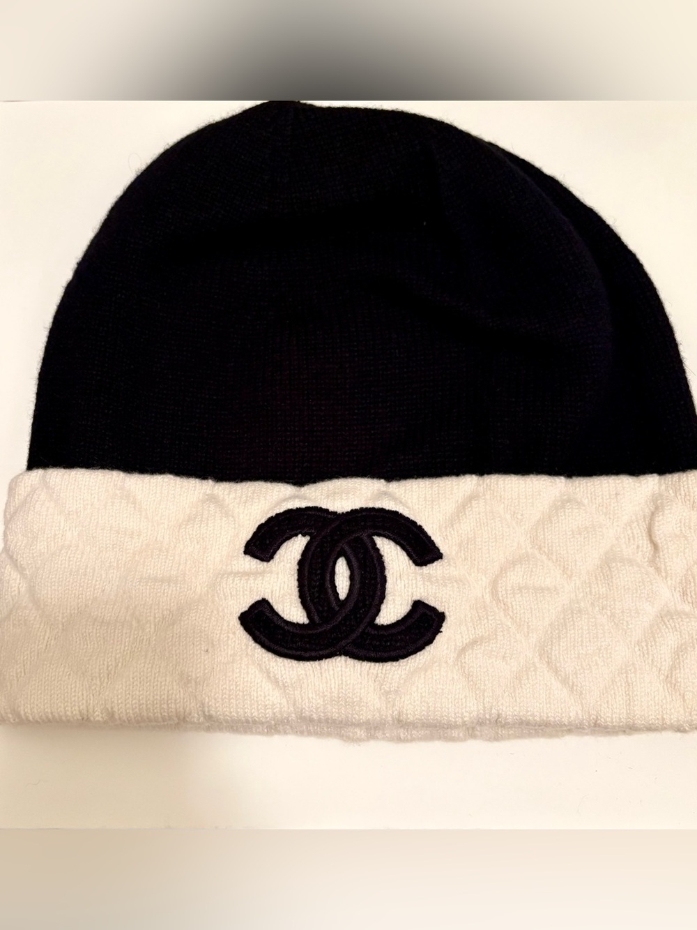 CHANEL Black and White Quilted CC Logo Knit Hat